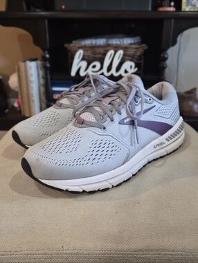 Women's Brooks Ariel 20 "Oyster/Grape" (1203151B009) Sz. 8.5